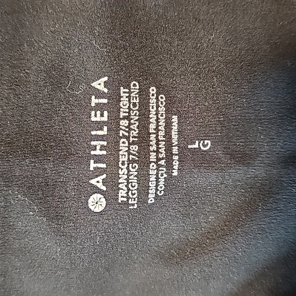 Athleta - Transcend 7/8 Legging - Picture 3 of 5